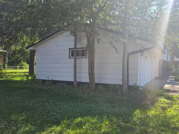 6908 64th AVE N, Brooklyn Park, MN 55428