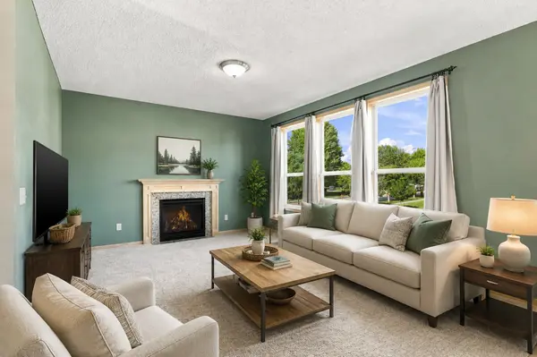 1801 Foothill TRL, Shakopee, MN 55379