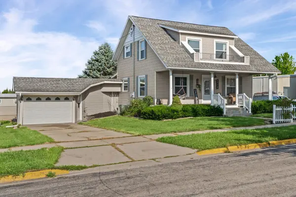 104 2nd AVE SW, Spring Grove, MN 55974