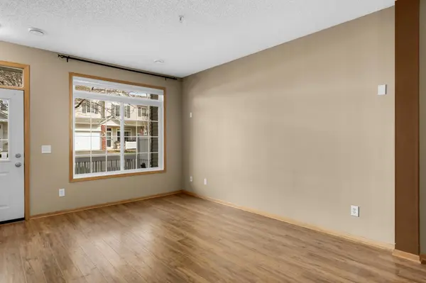 4843 Bisset LN, Inver Grove Heights, MN 55076