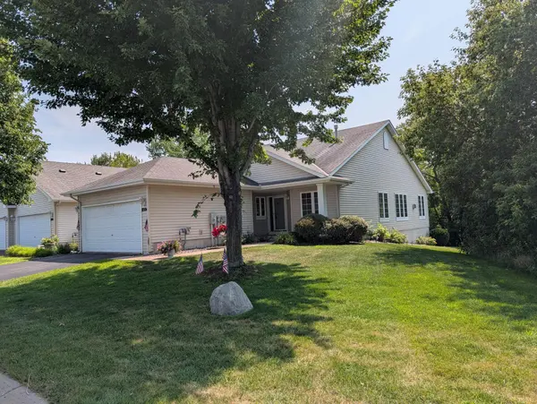 10504 181st LN NW, Elk River, MN 55330