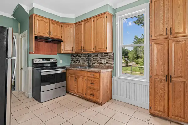 1288 Edgerton ST, Saint Paul, MN 55130