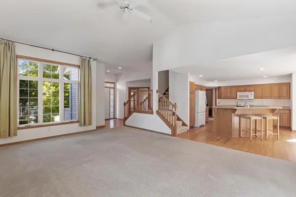 1335 Woods Creek DR, Delano, MN 55328