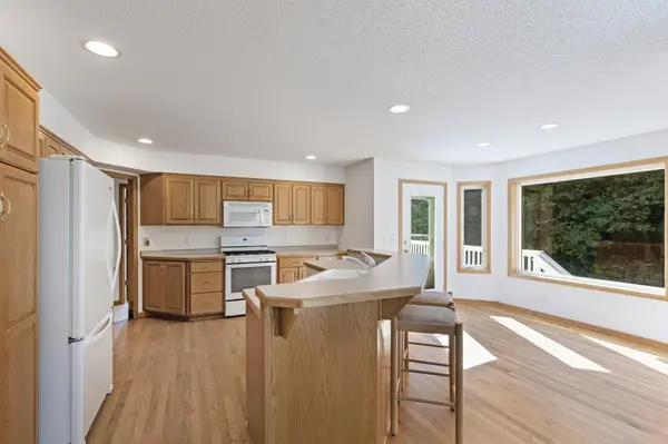1335 Woods Creek DR, Delano, MN 55328