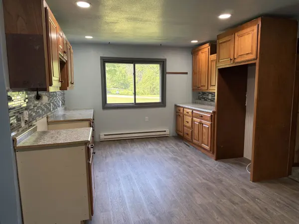 W15731 DENT CREEK RD, Tigerton, WI 54486-0000
