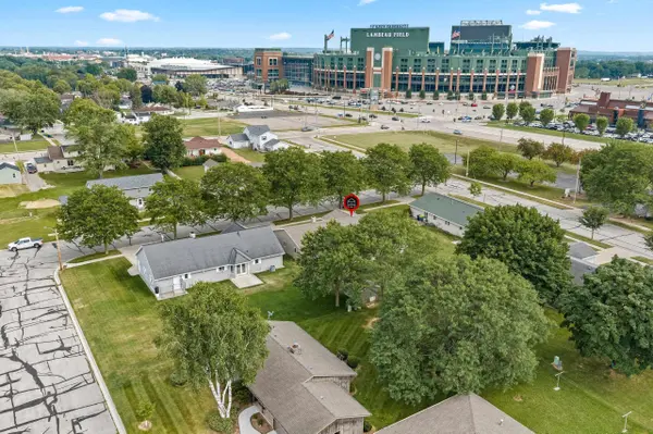1814 BRIQUELET ST, Green Bay, WI 54304-3814