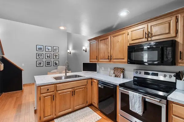2571 TELLURIDE TRL, Green Bay, WI 54313-3914