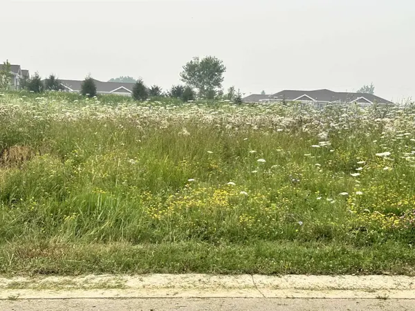 PRAIRIE LAKE CIR #4, Neenah, WI 54956