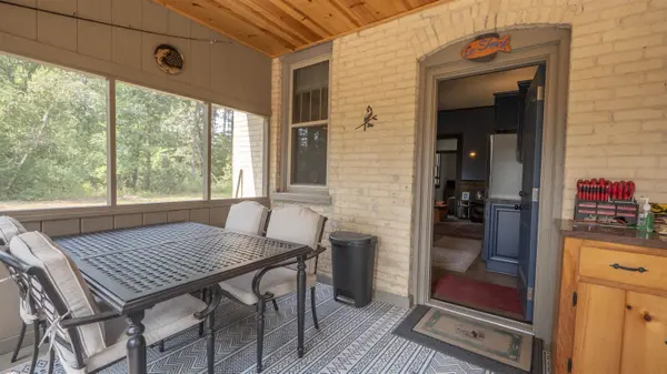 W8224 COTTONVILLE LN, Wautoma, WI 54982