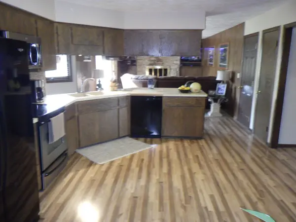 220 PINE ST, Clintonville, WI 54929