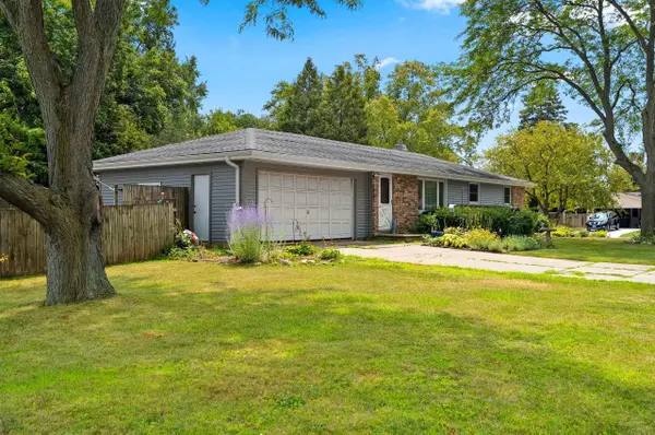 2661 CLIVE ST, Green Bay, WI 54313-6063