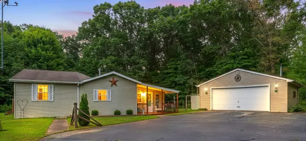 W4863 HIDDEN PINE LN, Shawano, WI 54166