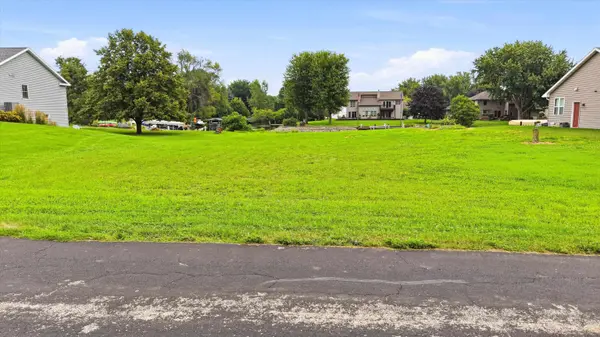5280 CHANNEL VIEW DR, Oshkosh, WI 54901-1320
