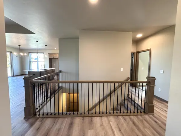 2652 LAWRENCE LN, Neenah, WI 54956