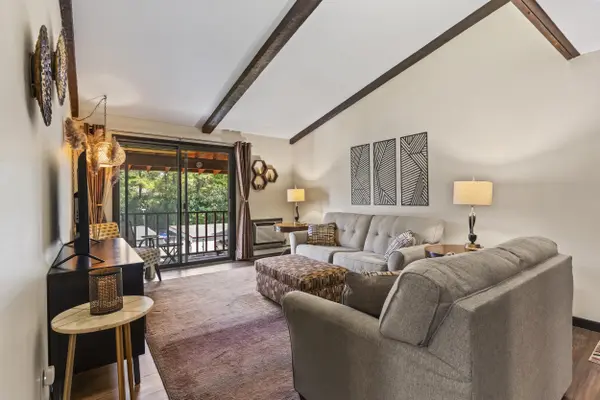 3182 JUSTIN CT, Appleton, WI 54914