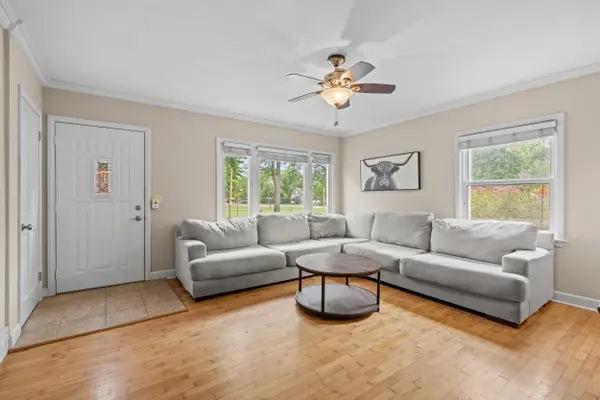 423 E HARRISON ST, Appleton, WI 54915-1815