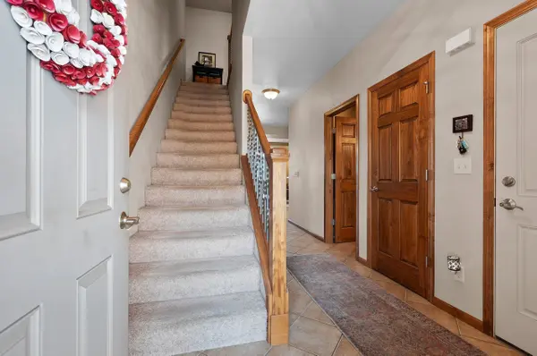 1693 MAIN CIR #2, Ashwaubenon, WI 54115-6896