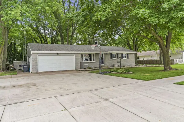 2899 W 9TH AVE, Oshkosh, WI 54904-6501