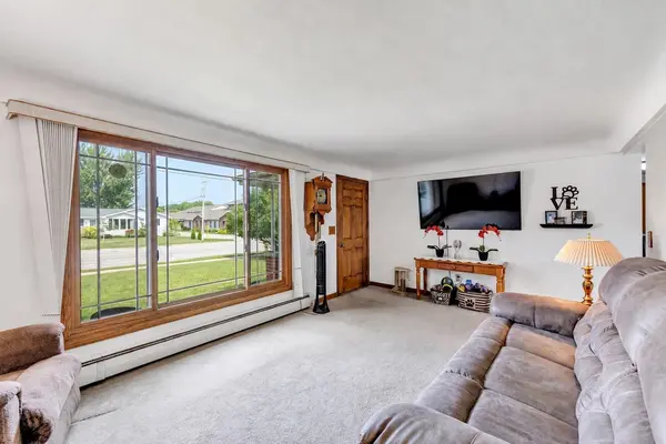1857 BOND ST, Green Bay, WI 54303
