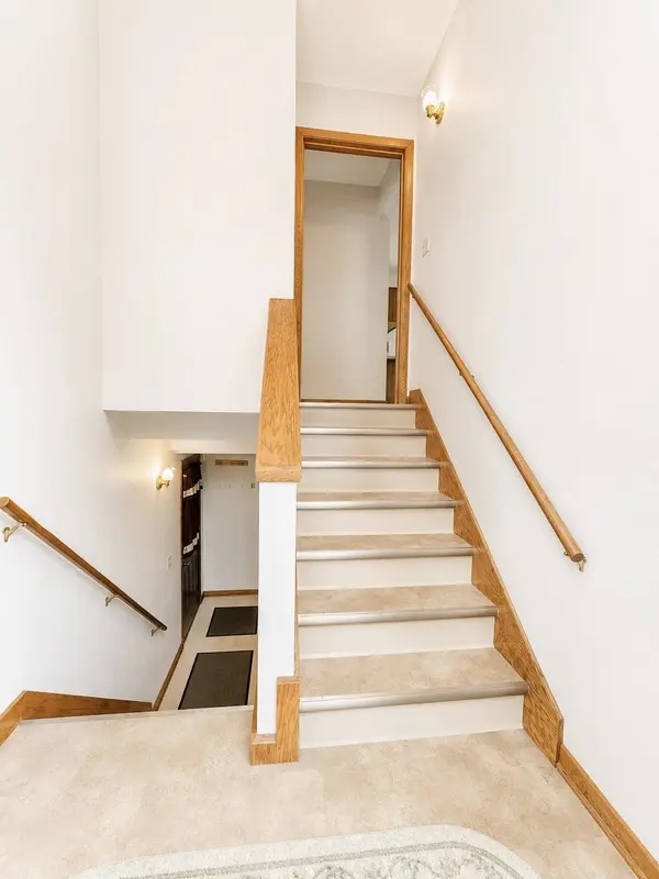 353 E CUMBERLAND ST, Berlin, WI 54923