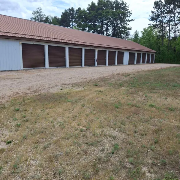 W7695 AIRPORT RD, Crivitz, WI 54114-0000