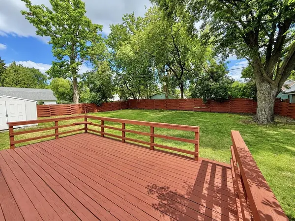 564 OAK ST, Neenah, WI 54956