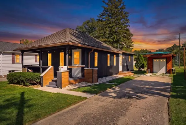 1116 LYNDON ST, Green Bay, WI 54303-3844