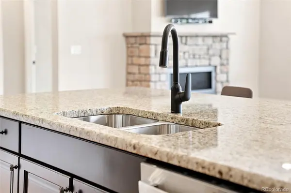 12242 Meadowlark LN, Broomfield, CO 80021