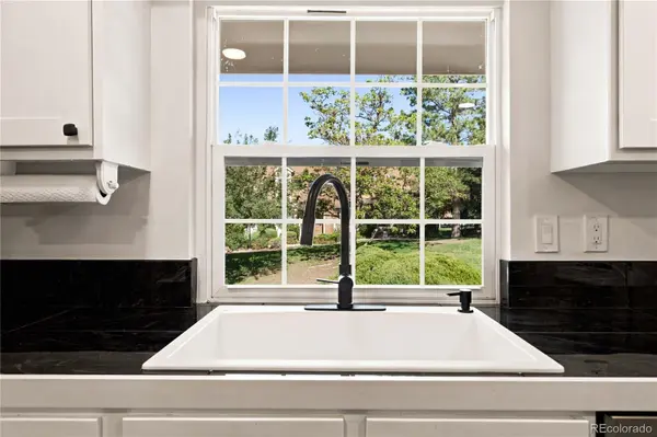 14071 E Quinn CIR, Aurora, CO 80015
