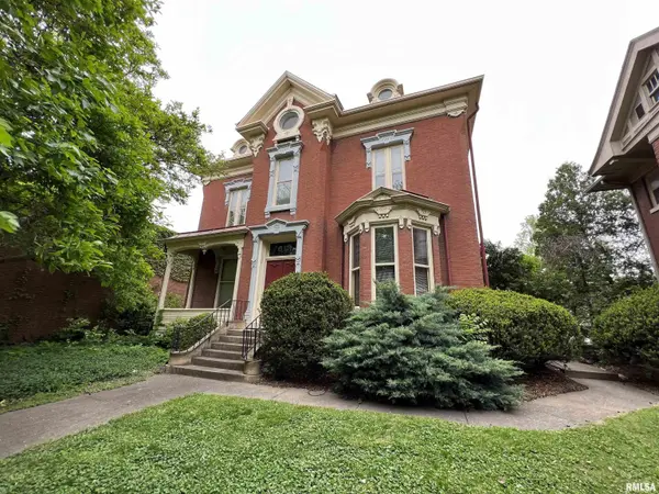 613 BROADWAY ST, Quincy, IL 62301