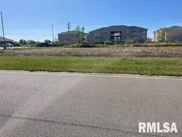 10B WESTGATE DR, Springfield, IL 62711
