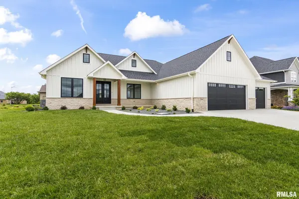 4704 BERKSHIRE XING, Springfield, IL 62711