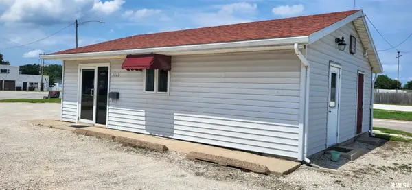 1723 GRAND AVE, Galesburg, IL 61401