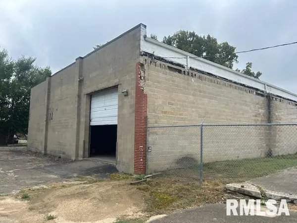 2505 E COOK ST, Springfield, IL 62703