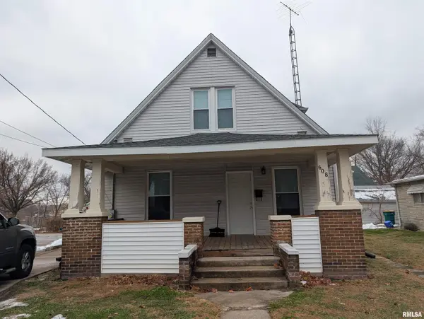 608 W CALHOUN ST, Macomb, IL 61455