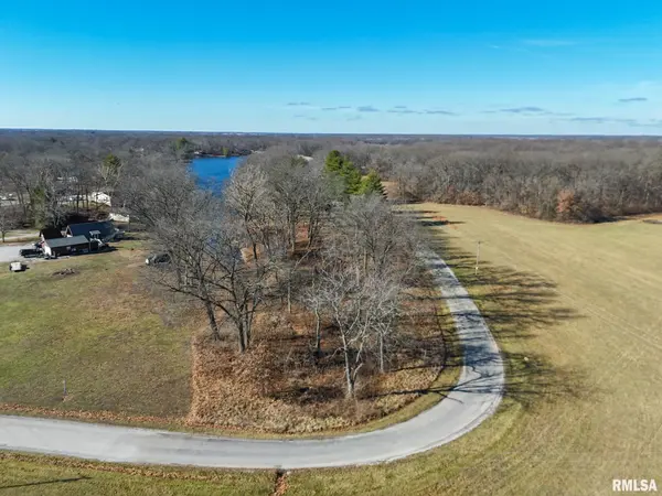 Lake Catatoga DR, Plainview, IL 62685-6628