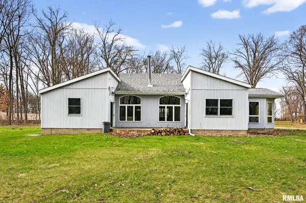 568 KNOX HWY 26, Galesburg, IL 61401