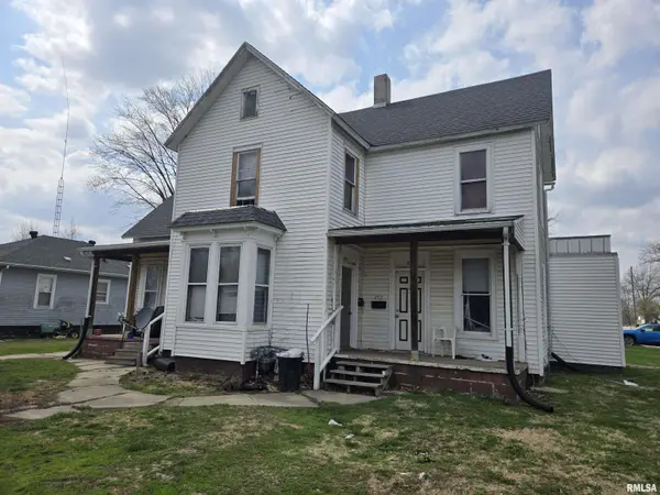 270 N AVENUE C ST, Canton, IL 61520
