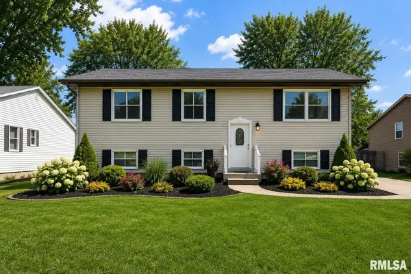 328 PARKVIEW DR, Rochester, IL 62563