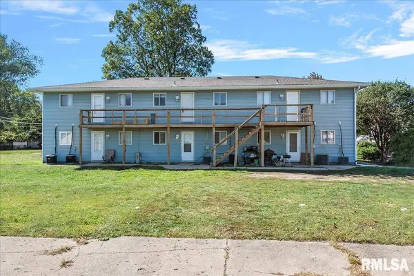 824 E Ridgely AVE, Springfield, IL 62702