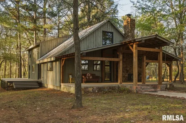 15247 Laminack RD, Carterville, IL 62918