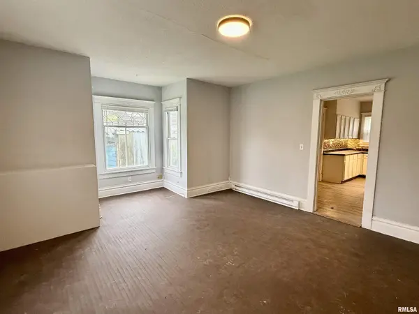 522 W HAIL ST, Bushnell, IL 61442