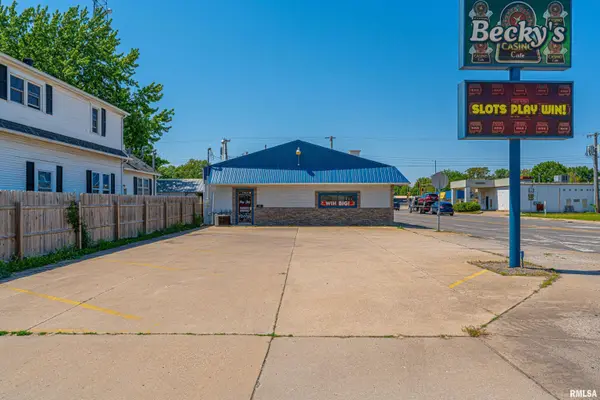 607 Keokuk ST, Lincoln, IL 62656