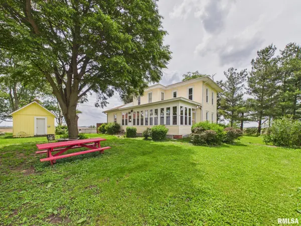 8832 JACKSON RD, Blue Mound, IL 62513
