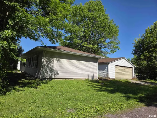 405 KELLER AVE, Virden, IL 62690