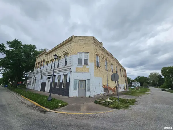 201 S MAIN ST, Athens, IL 62613