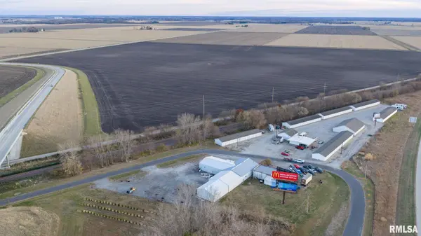 502 S Old Route 66 Route, Williamsville, IL 62693