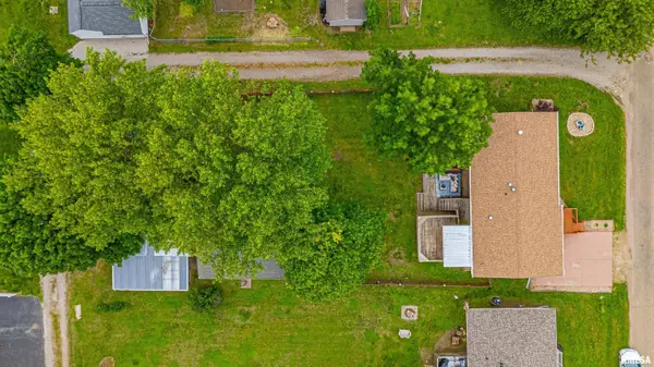 308 N IRVING ST, Mason City, IL 62664