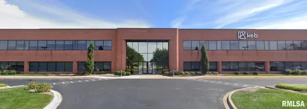 3200 ROBBINS RD, Springfield, IL 62704