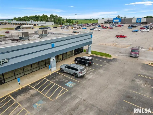 1203 W Ferdon ST #6, Litchfield, IL 62056